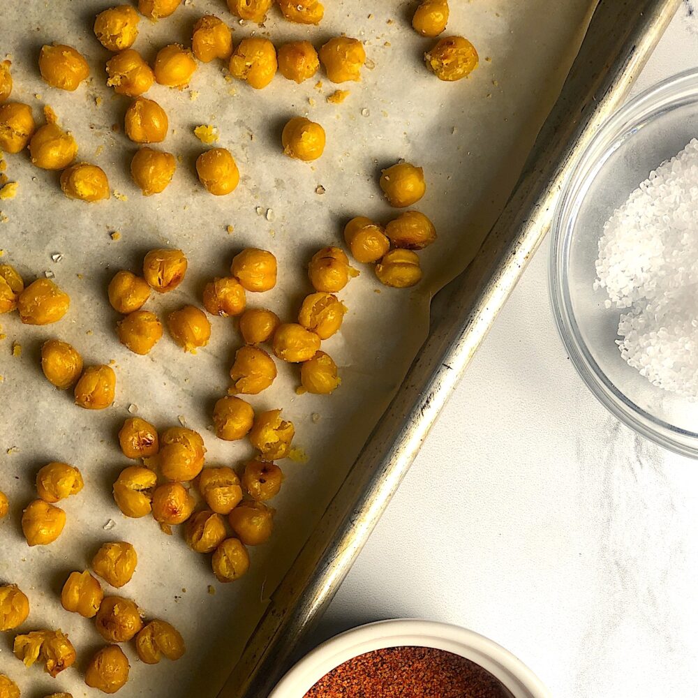 oven roasted chickpeas featured image