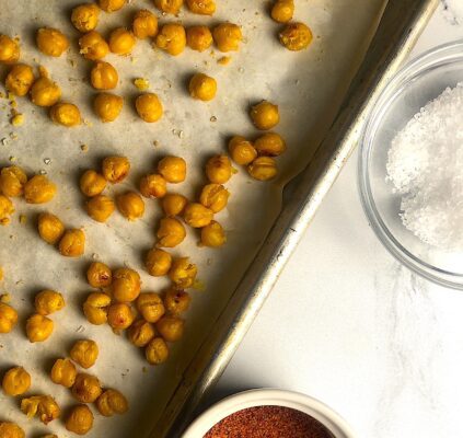 oven roasted chickpeas featured image