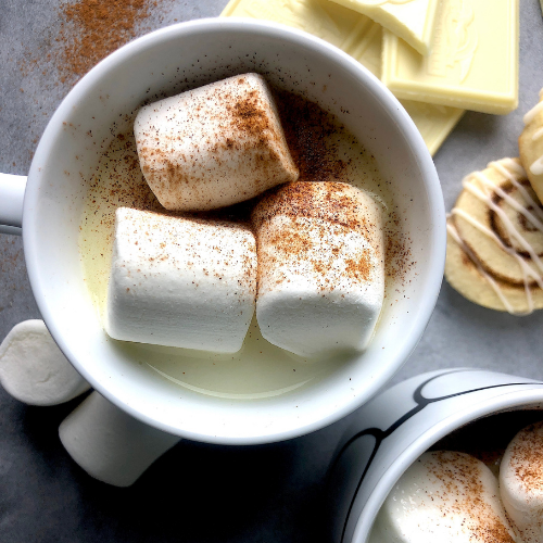 white chocolate and cinnamon hot chocolate featured image