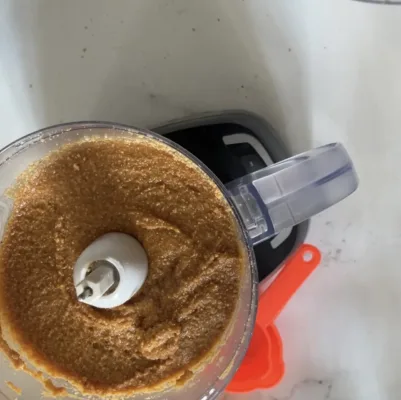 Homemade peanut butter in food processor
