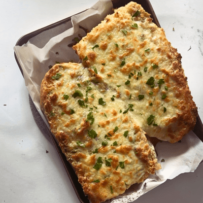 cheesy garlic bread featured image